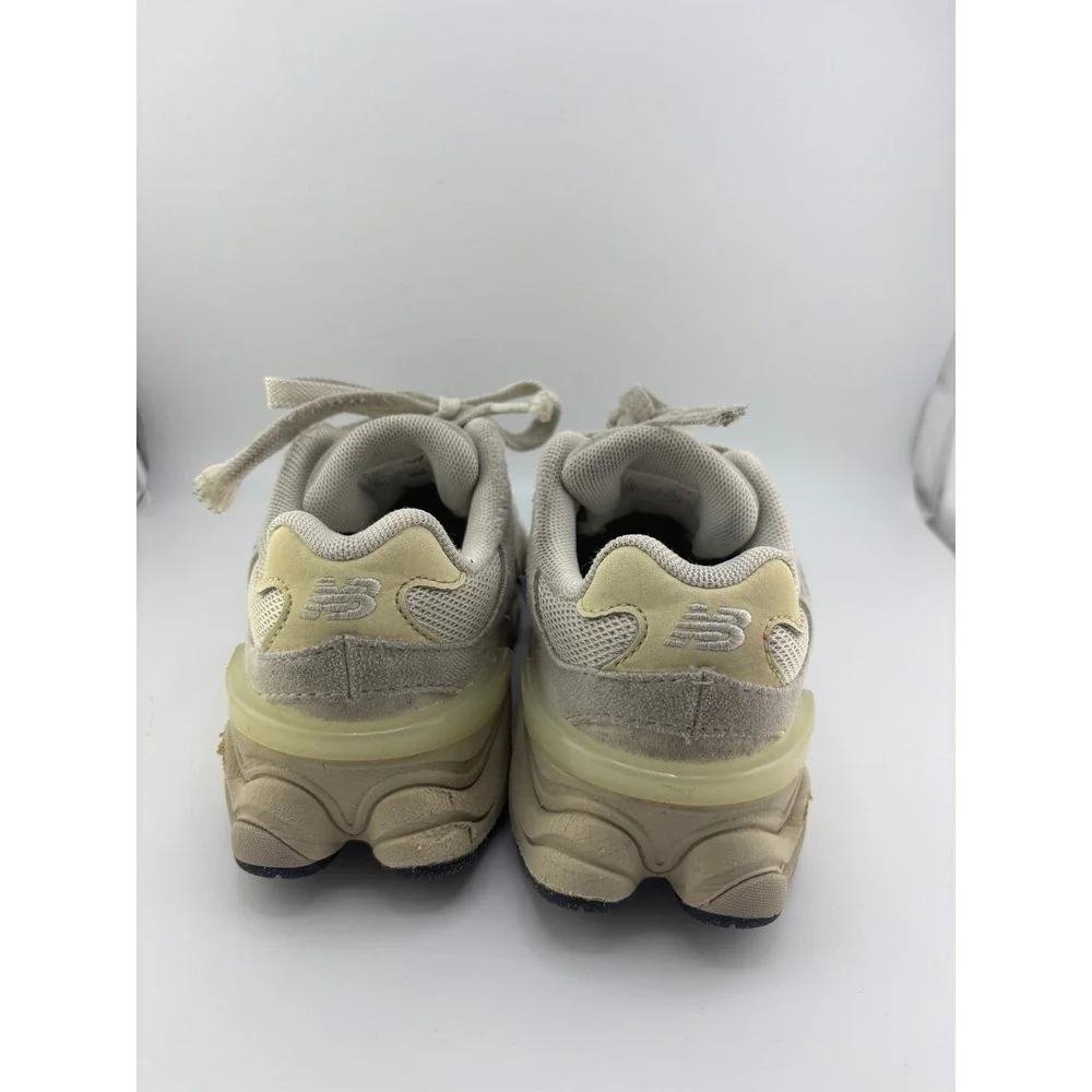 New Balance 9060 Rain Cloud Sea Salt Grey Suede Sneakers Kids Size 12 GC9060NR